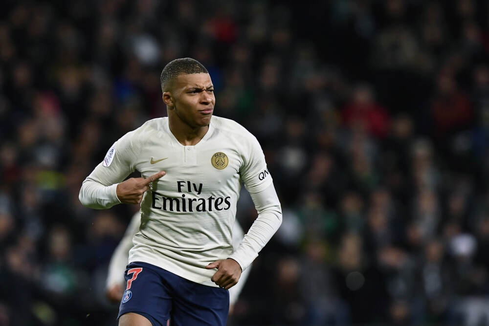 央行：构建科学稳健的货币政策体系